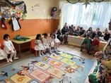 Коледно забавление в група "Шарени петлета" - ДГ 11 Здравец - Благоевград